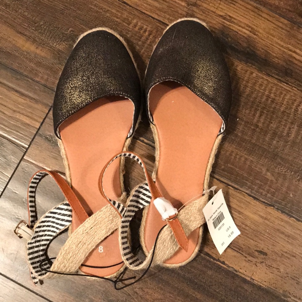 Old Navy sandals